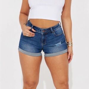 Perfect Stretch Ripped Roll Cuff Short - Dark Wash